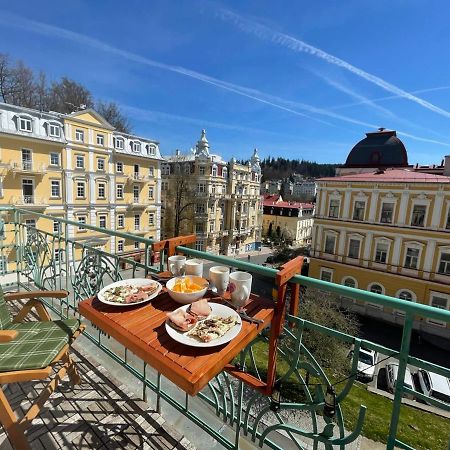 Ferienwohnung Balconies Above Colonnade Mariánské Lázně Exterior foto